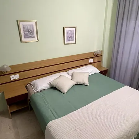 Michelangelo Camar Apartament *